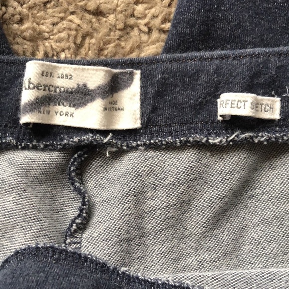 Abercrombie and Fitch Denim Blue Leggings - Picture 8 of 9